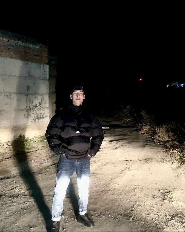  48148994  , 22 ,    
