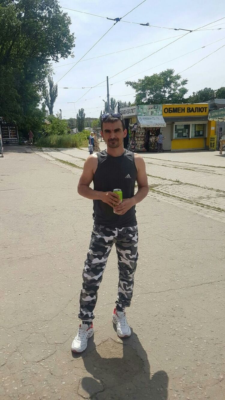  41303934  , 41 ,    