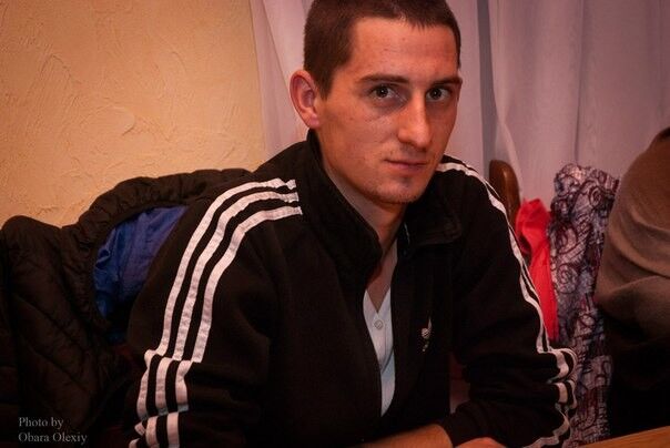  ,   Leon, 34 ,   ,   , c , 