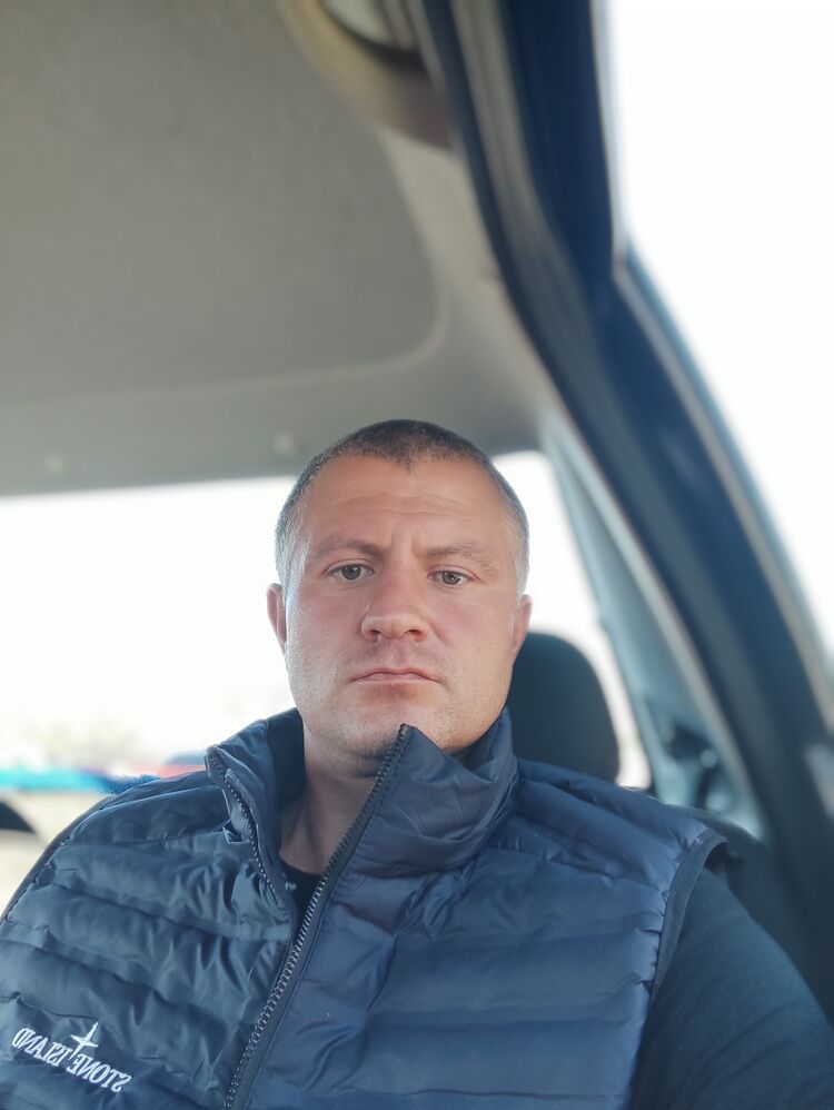  48668764  , 37 ,    