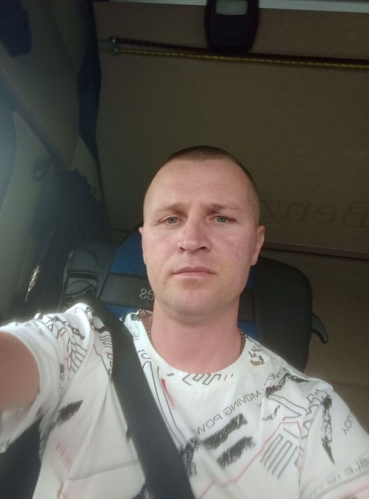  48285724  , 38 ,    