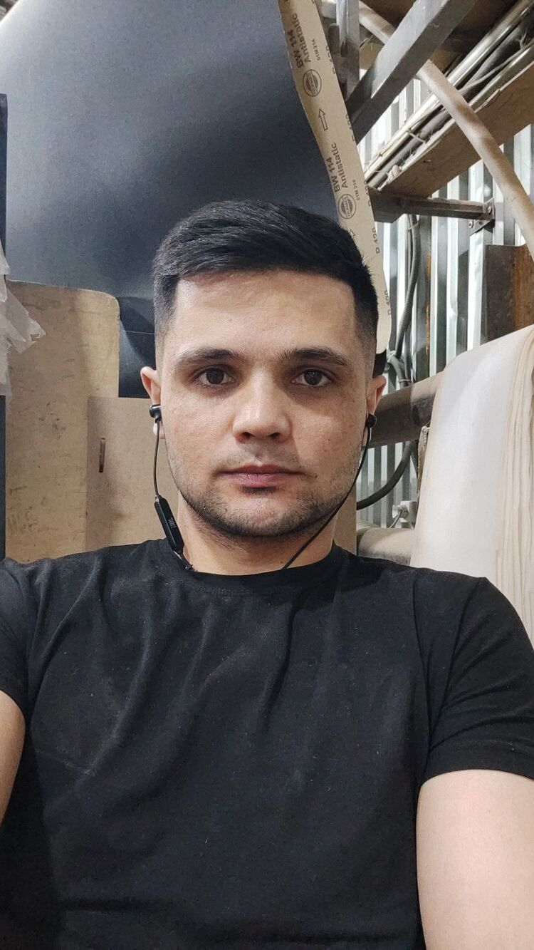  29227204  Ulugbek, 29 ,    