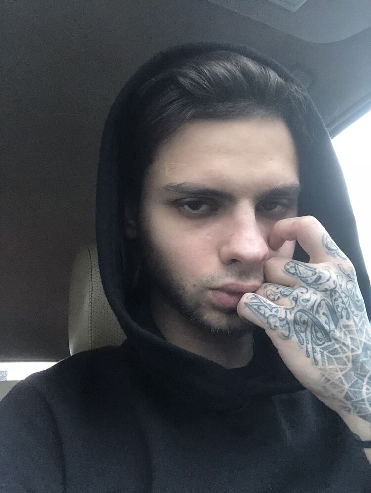  11438474  Devilme, 29 ,    