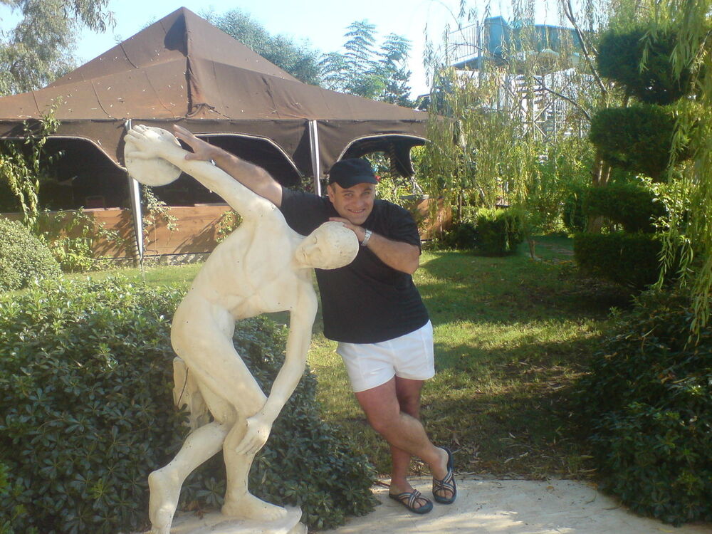  ,   Zviadi, 49 ,   ,   , c 