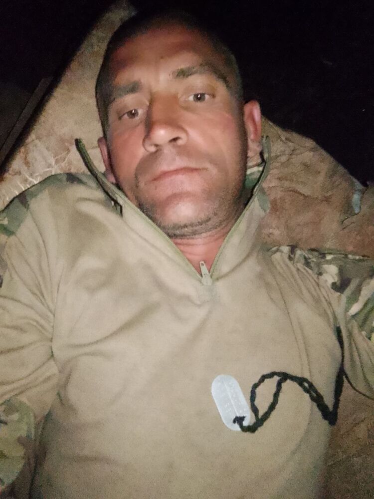  44961864  , 37 ,    