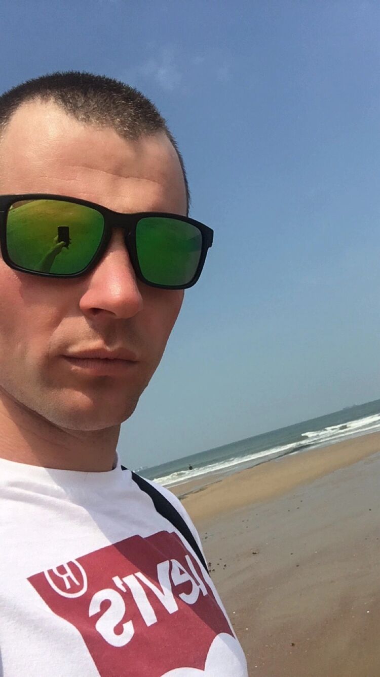  51256594  Ivan, 36 ,    Wetteren