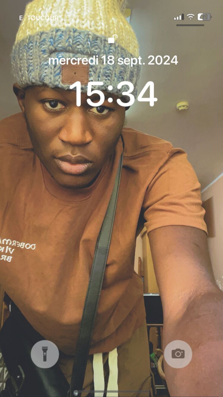  46714274  , 25 ,    