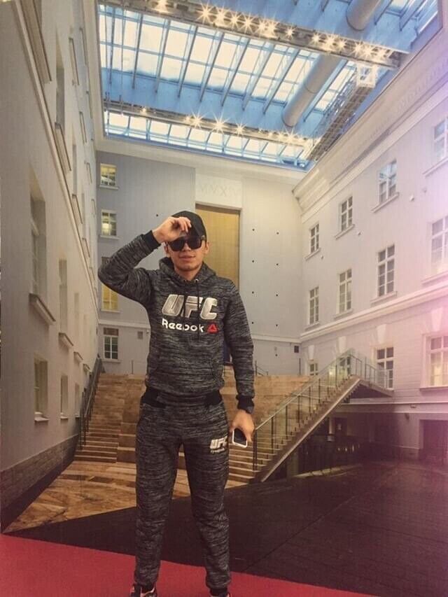  -,   , 32 ,   ,   
