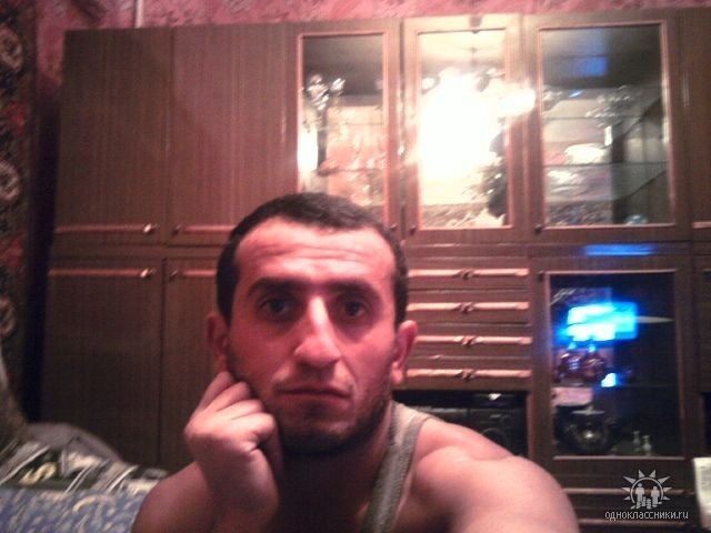  6773944  Garik, 44 ,    