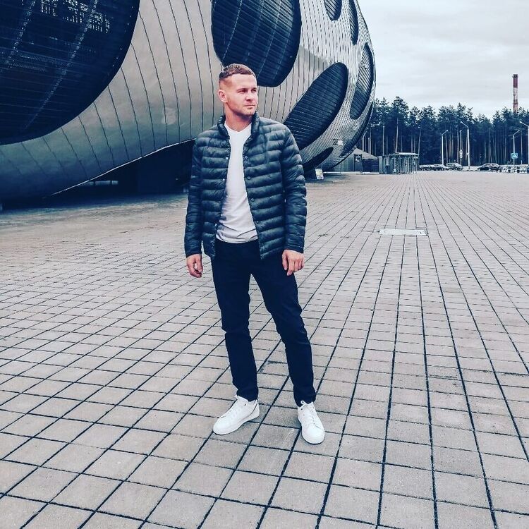  Warszawa,   Yury, 35 ,   ,   