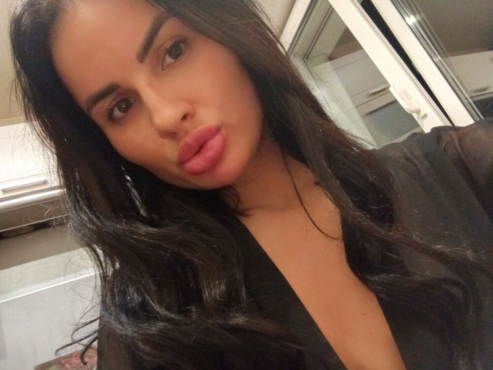  ,   Tanya, 33 ,   ,   