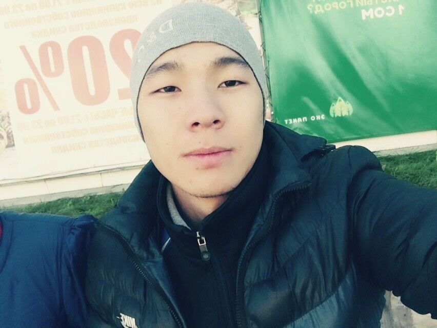  8260994  Manas, 32 ,    