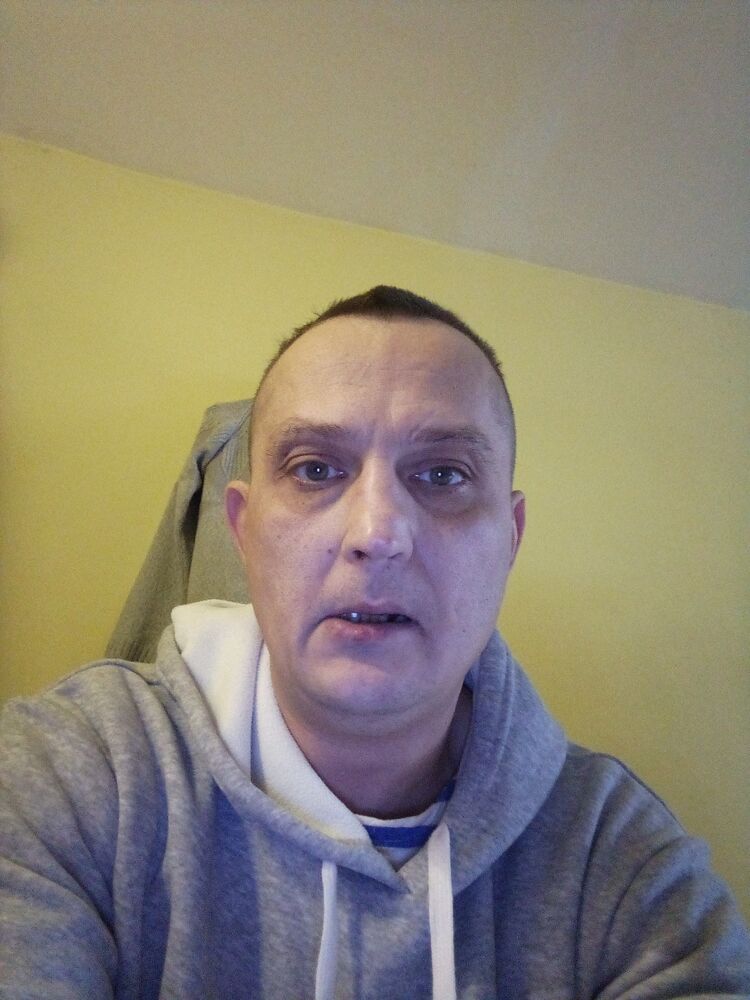  48463464  , 42 ,    