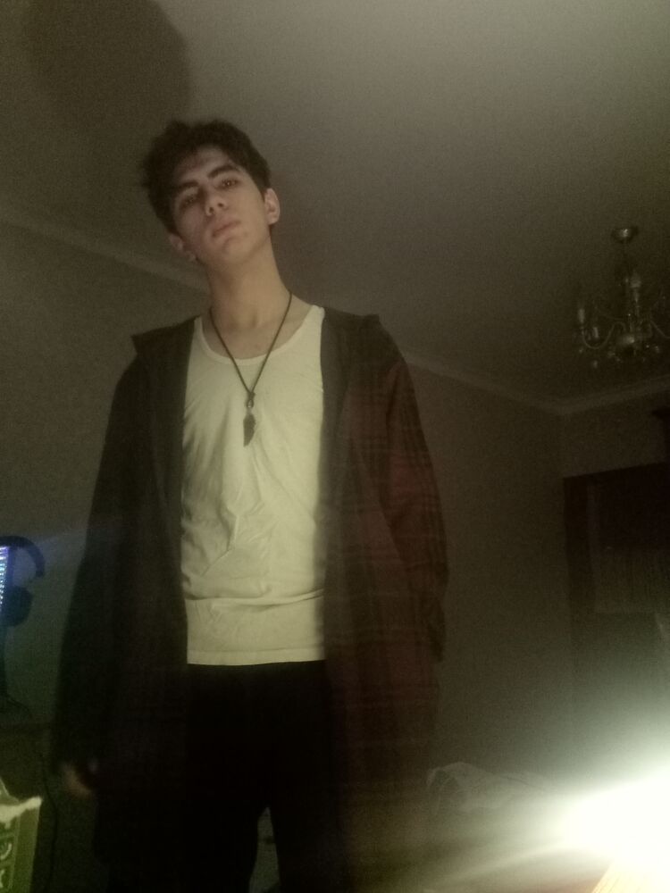  ,   Zack, 19 ,   ,   