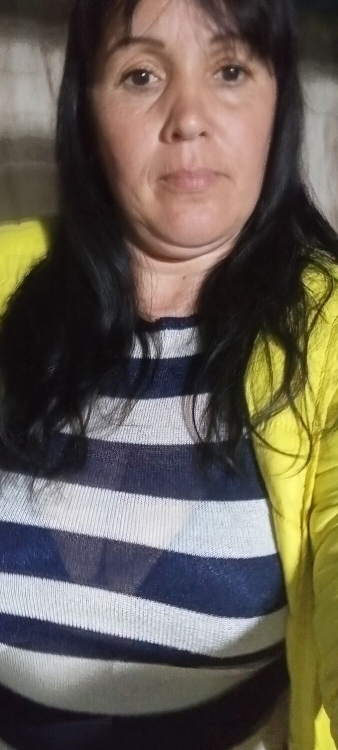  ,   Olesea, 40 ,   ,   