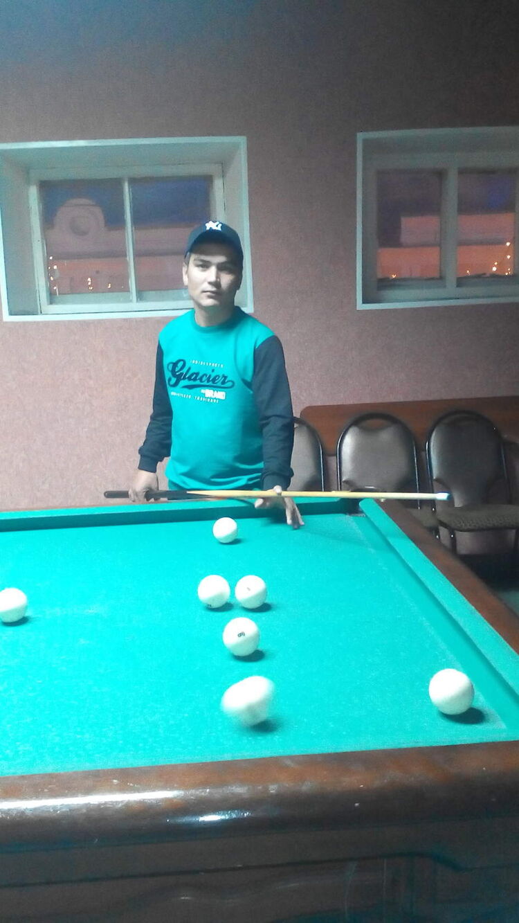  26249014  Elbek, 31 ,    