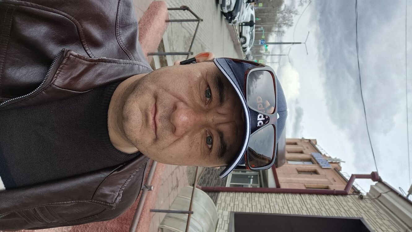  ,   Abror, 43 ,   ,   