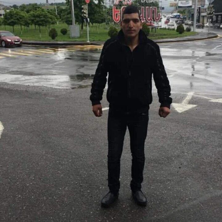  ,   Artush, 28 ,   ,   