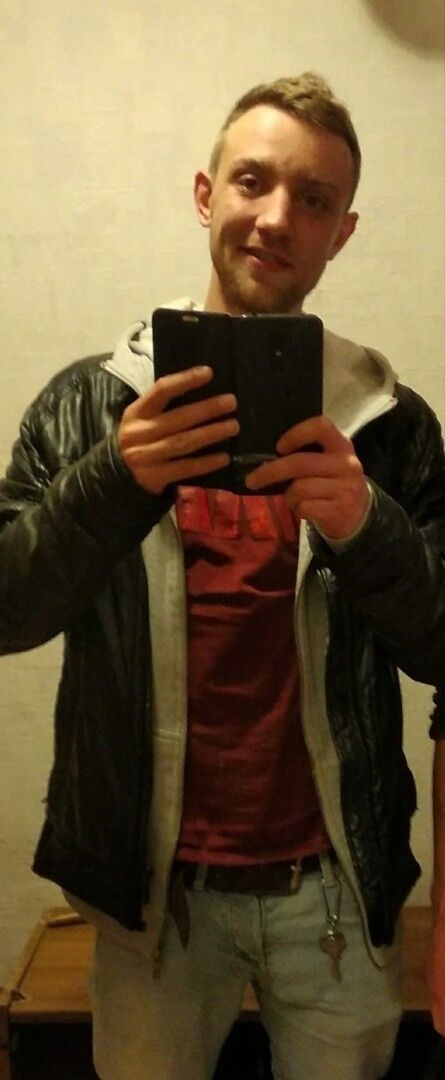  -,   Max, 35 ,   ,   , c 