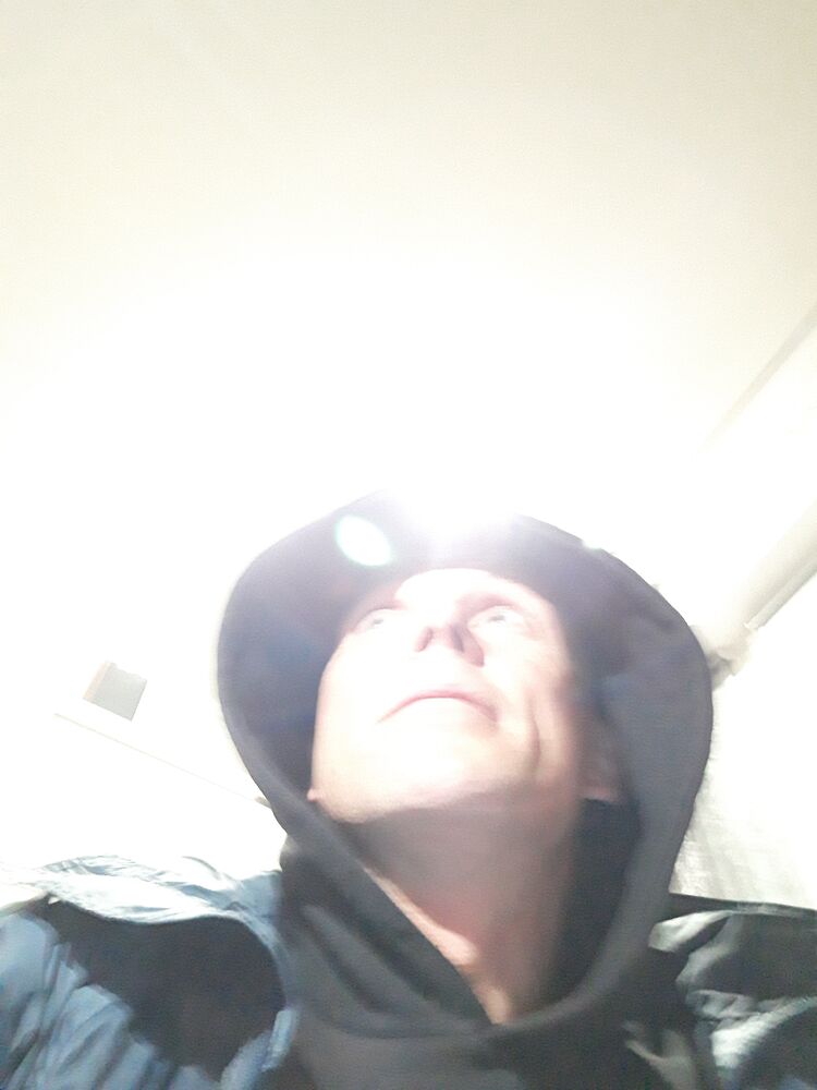  26033804  , 49 ,    