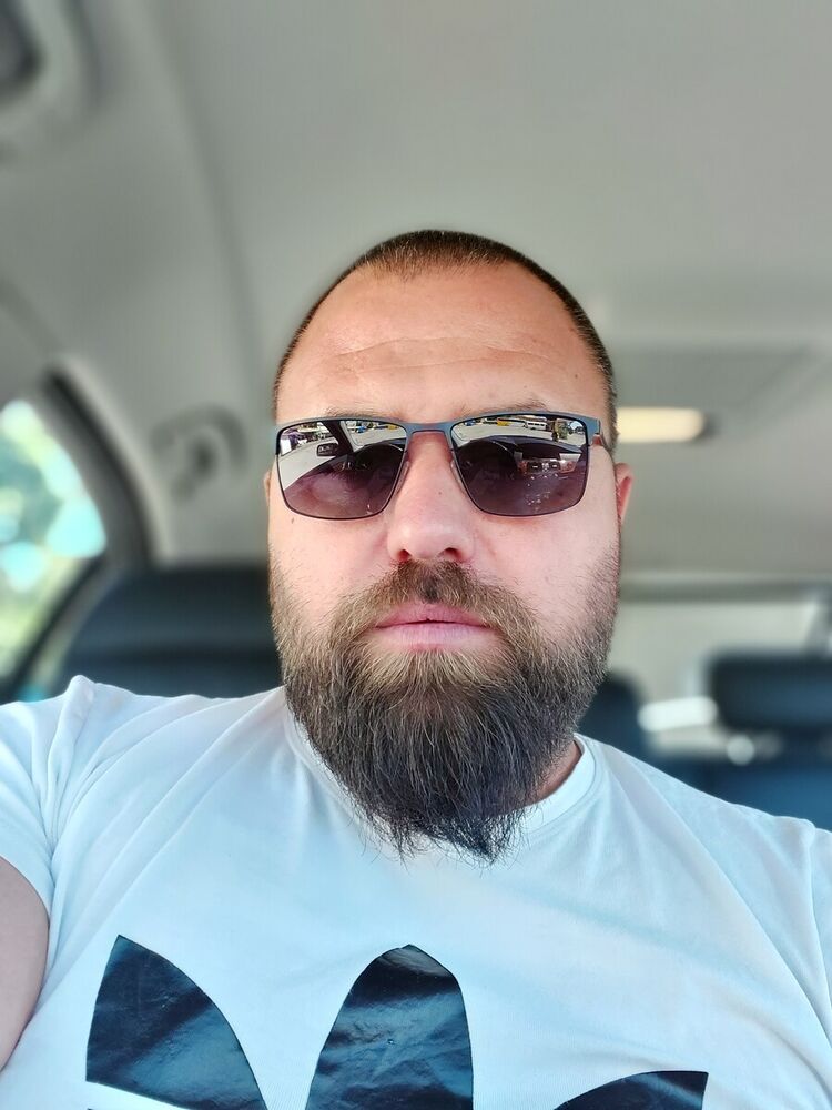  ,   Kalin, 42 ,   ,   , c 