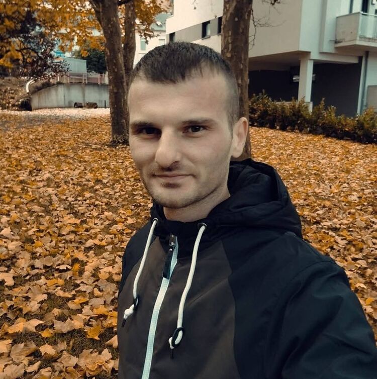  50744284  IlhanMujevic, 34 ,    Podgorica