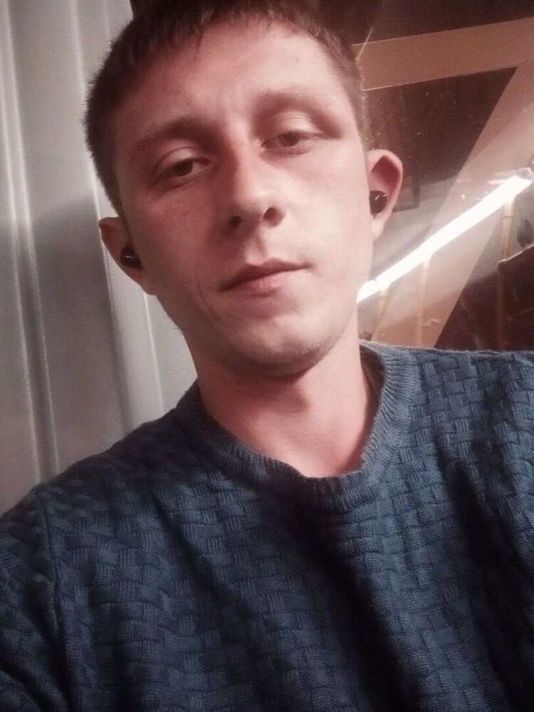  53813704  , 28 ,    -