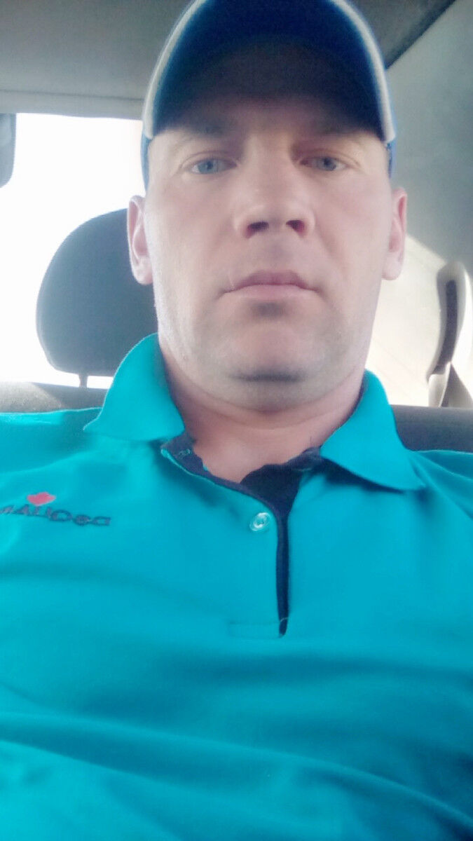  10275444  Alexander, 37 ,    