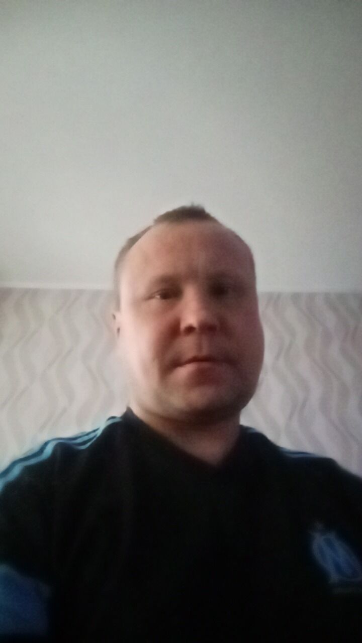  42288004  , 37 ,    