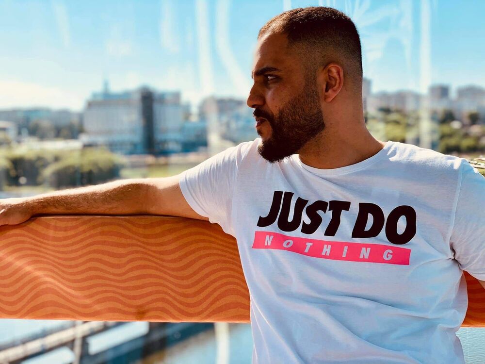  24054484  Mahdi, 31 ,    