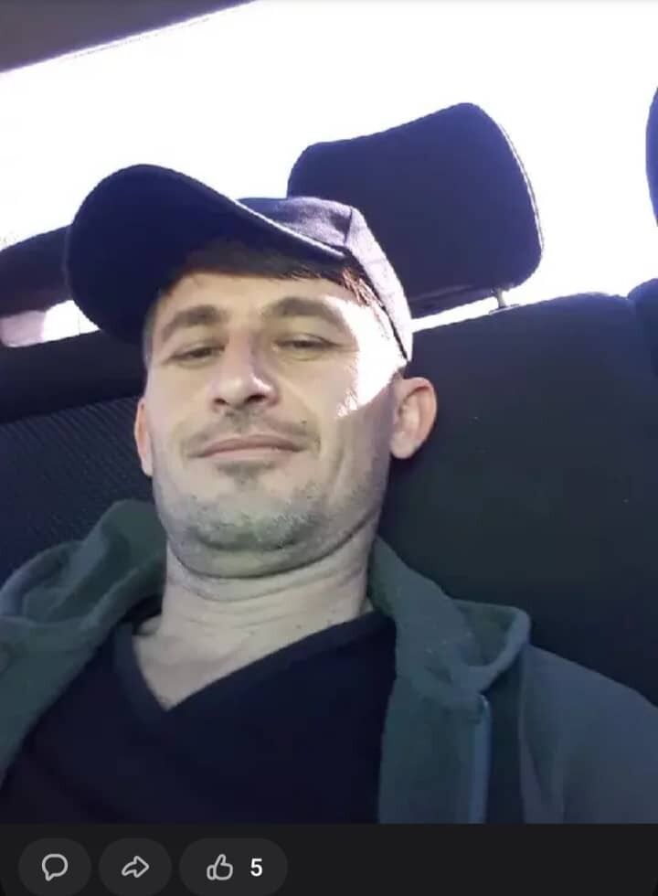  48564474  , 40 ,    