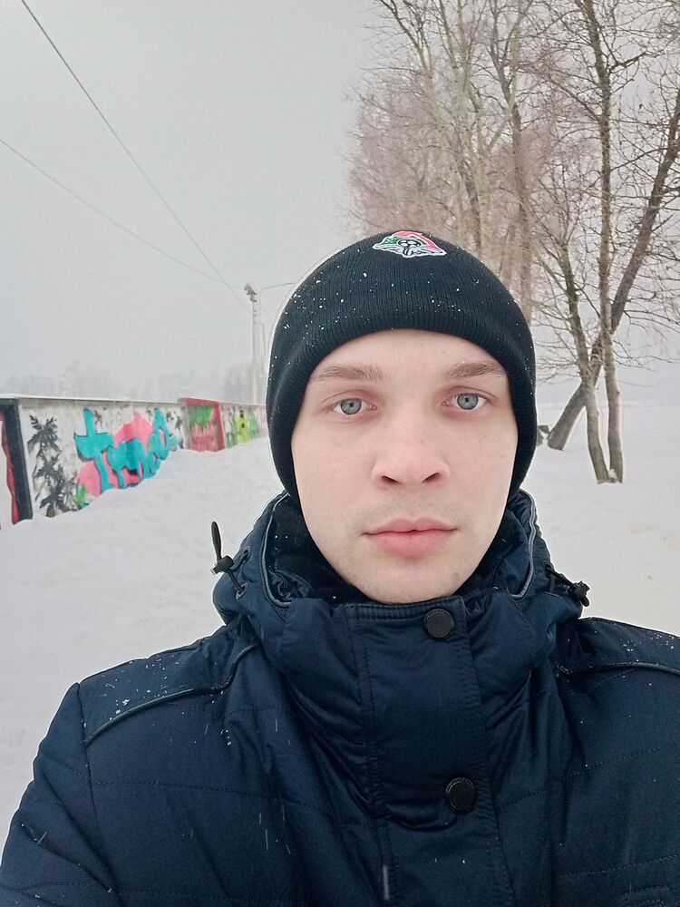  45791514  Ilya, 30 ,     