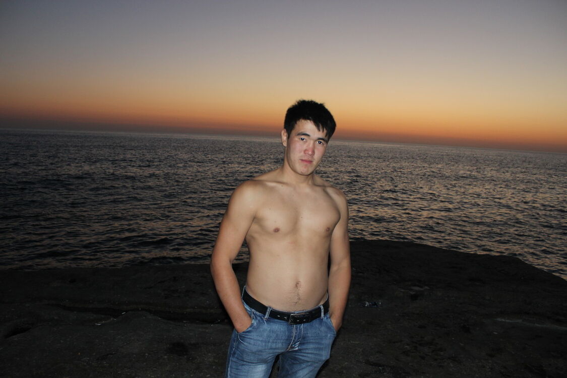  5288914  Kazbek, 35 ,    