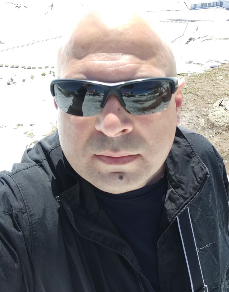  ,   Alex, 44 ,   ,   , 