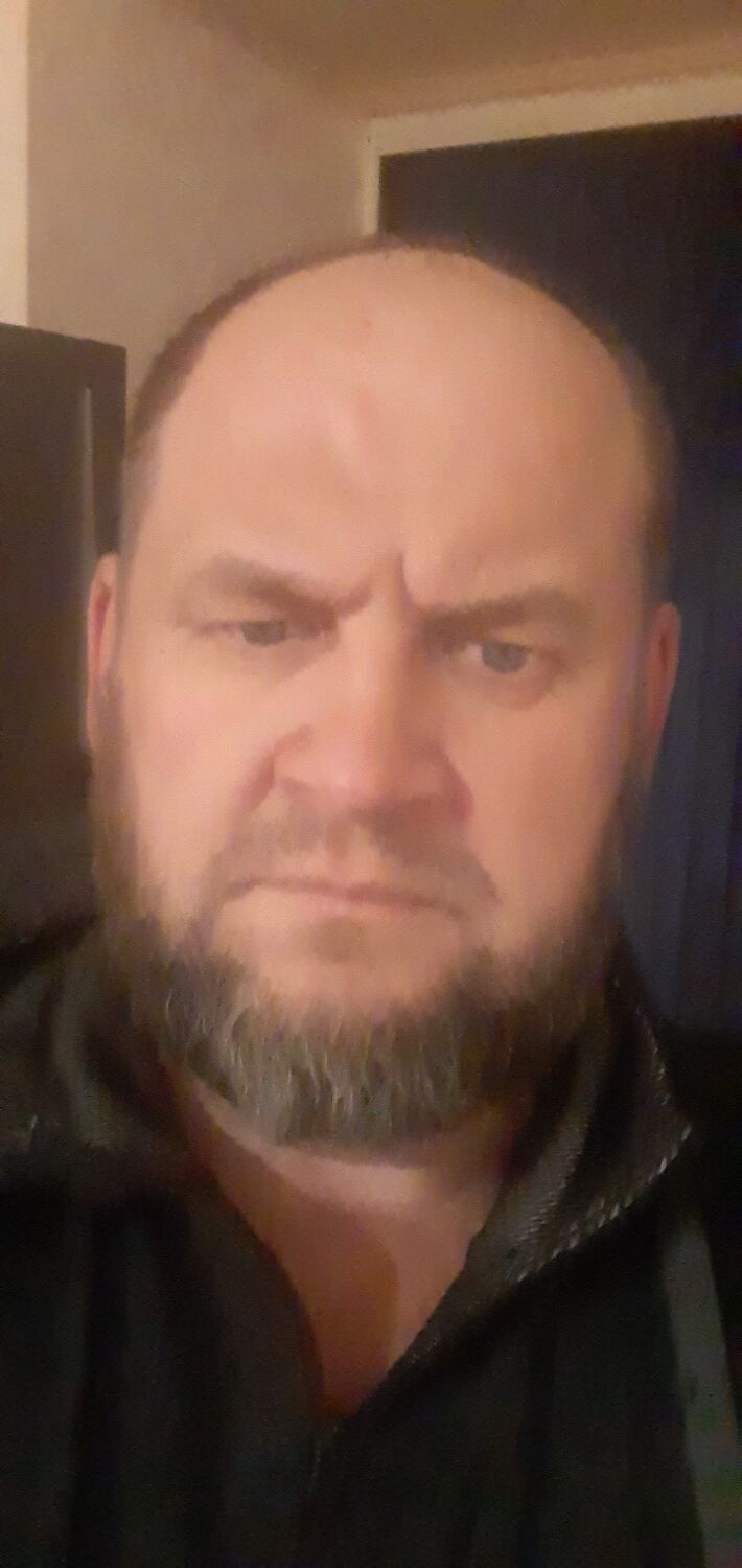  33803244  , 49 ,    