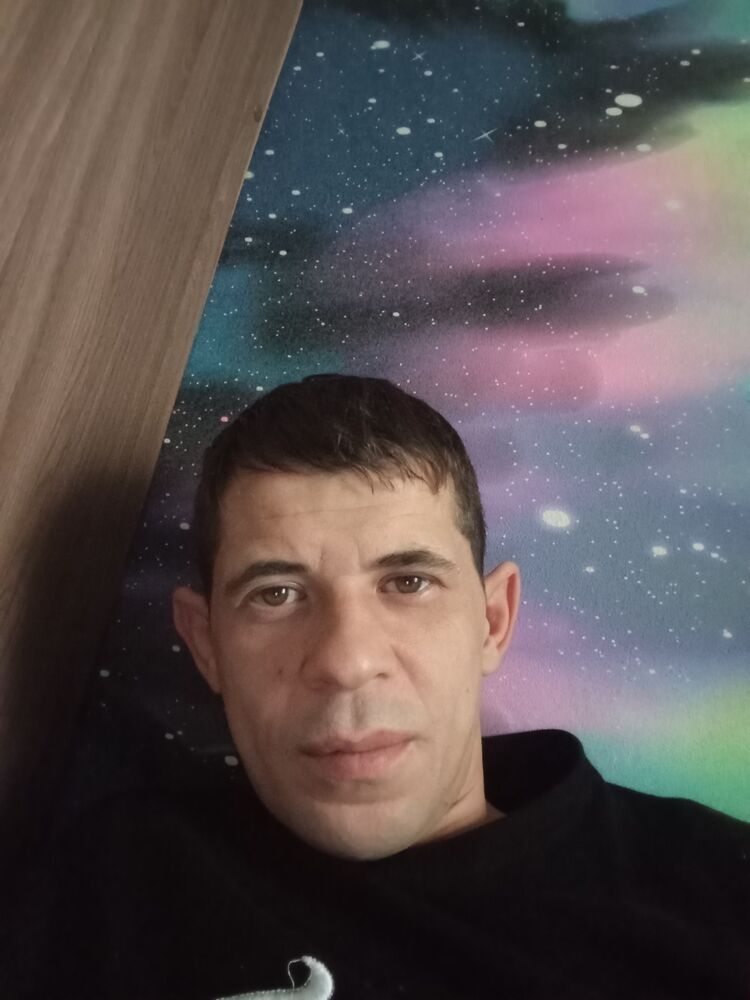  54464044  Dikryx, 37 ,    