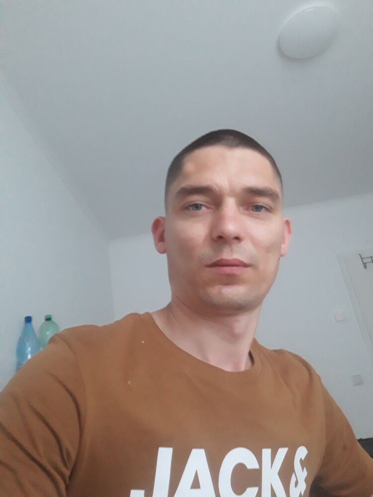  44644494  Petru, 35 ,    Magdeburg