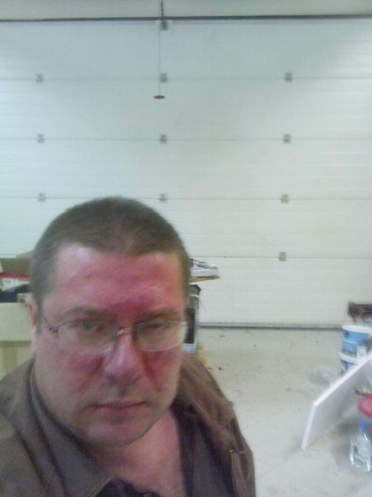  10312594  Aleksander, 52 ,    