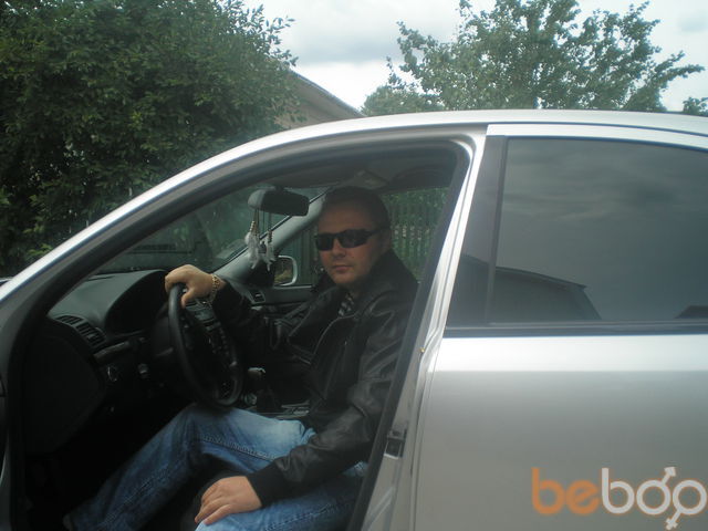  ,   Mihail, 43 ,  