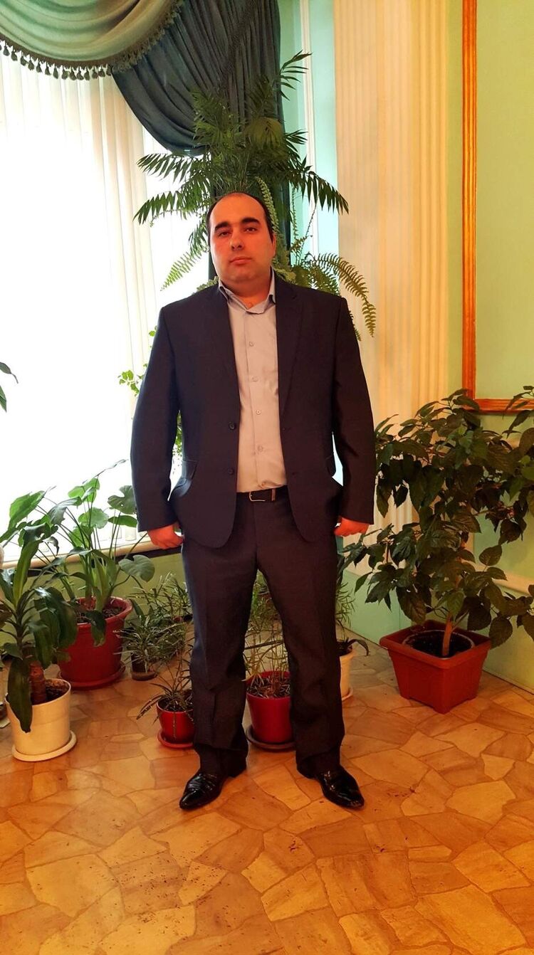  25517434  Abdul, 43 ,    