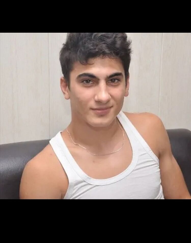  ,   Sanjar, 35 ,  
