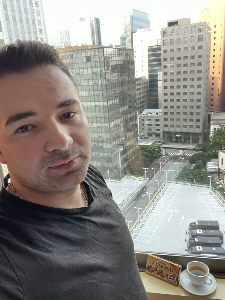  44276434  Elik, 33 ,    