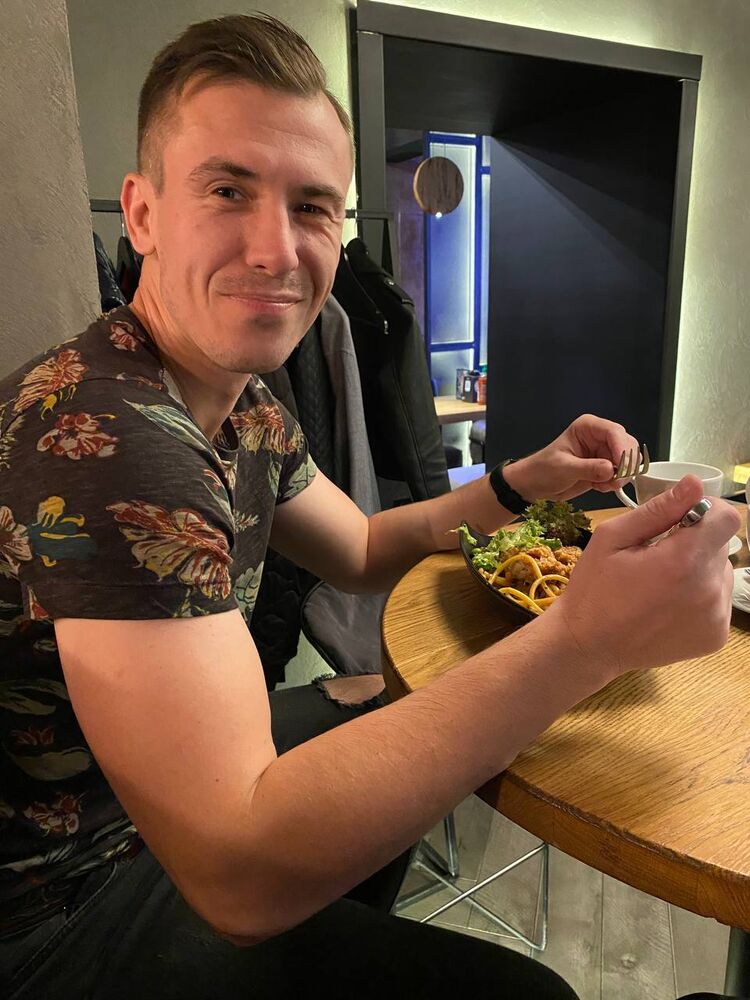 ���������� ����, ���� ������� Just _A _Man, 40 ���, ������������ ��� ������, ����� � ���������