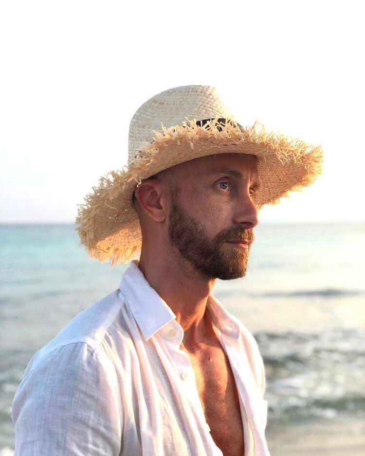 ���� 42220934 ������� ������, 37 ���, ���� ���������� � ��������