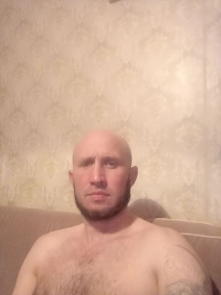  33812324  , 37 ,    