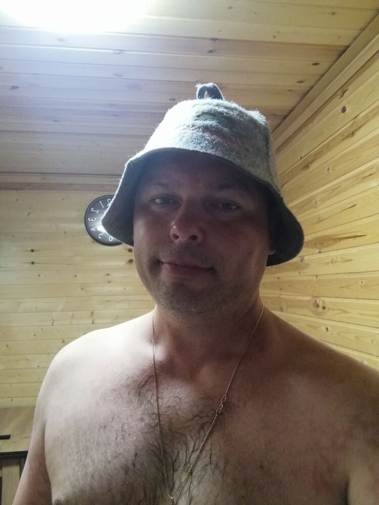  41688994  , 44 ,    