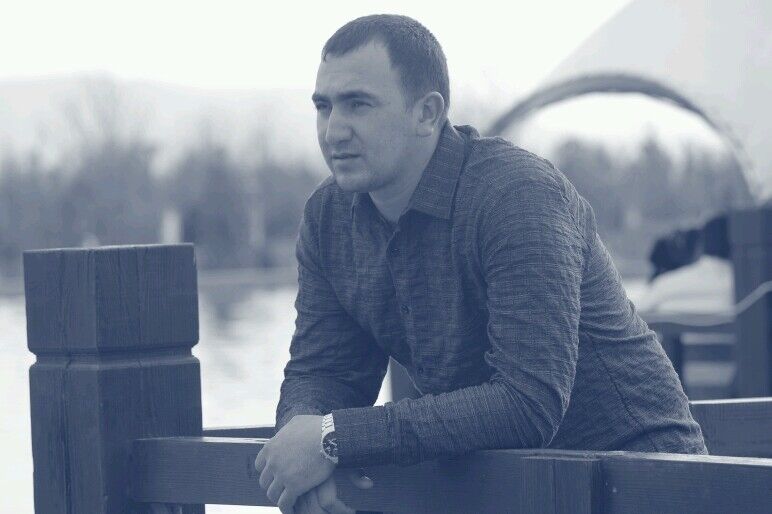  36233044  MIRALI, 40 ,    