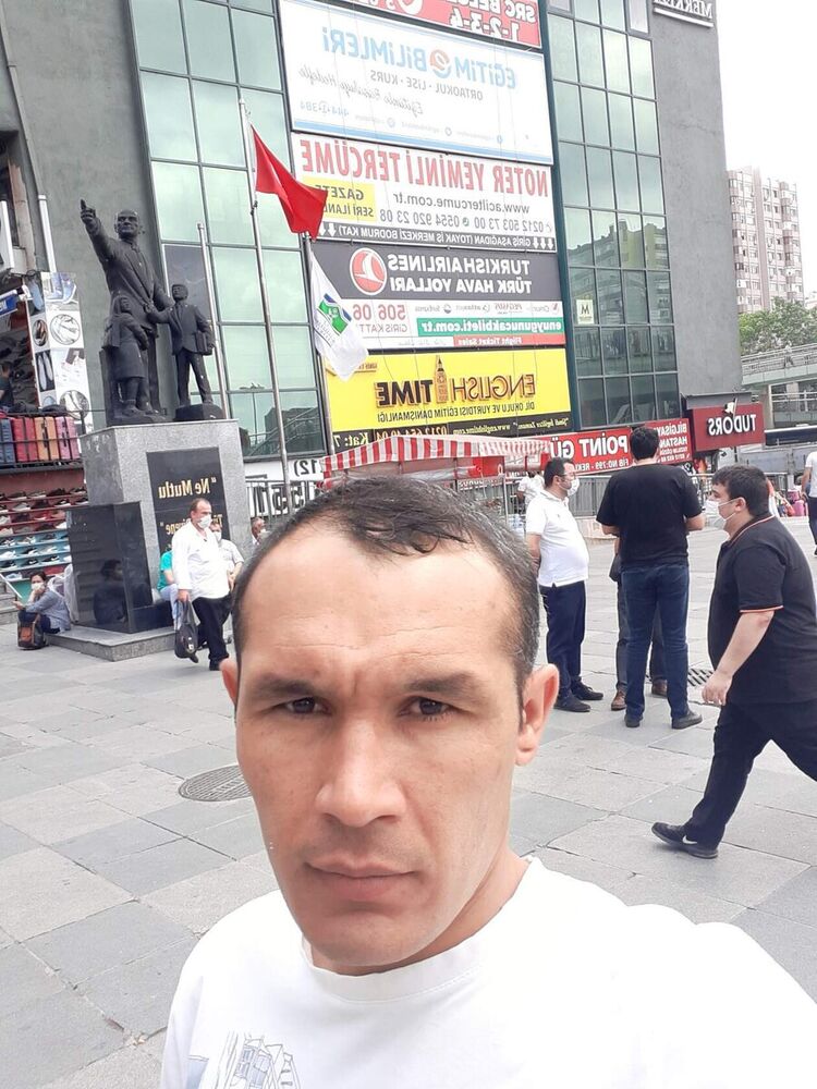  20355354  Rashid, 38 ,    