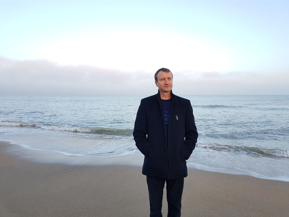  16901594  Andry, 48 ,    