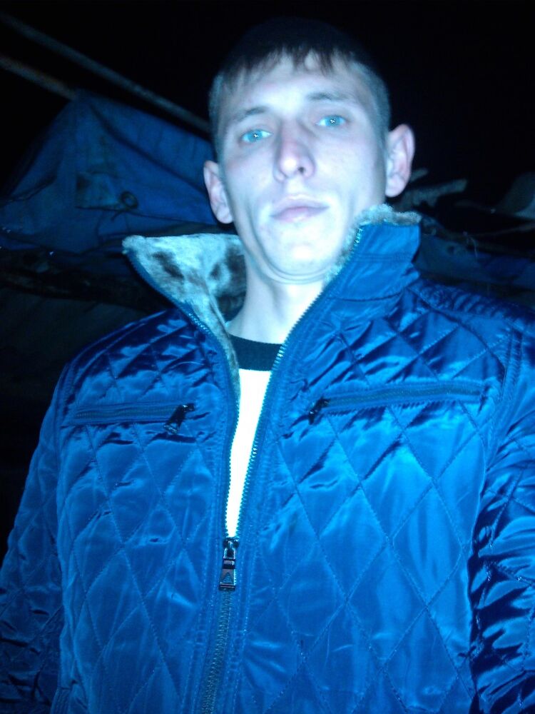  6809614  Alek, 37 ,    